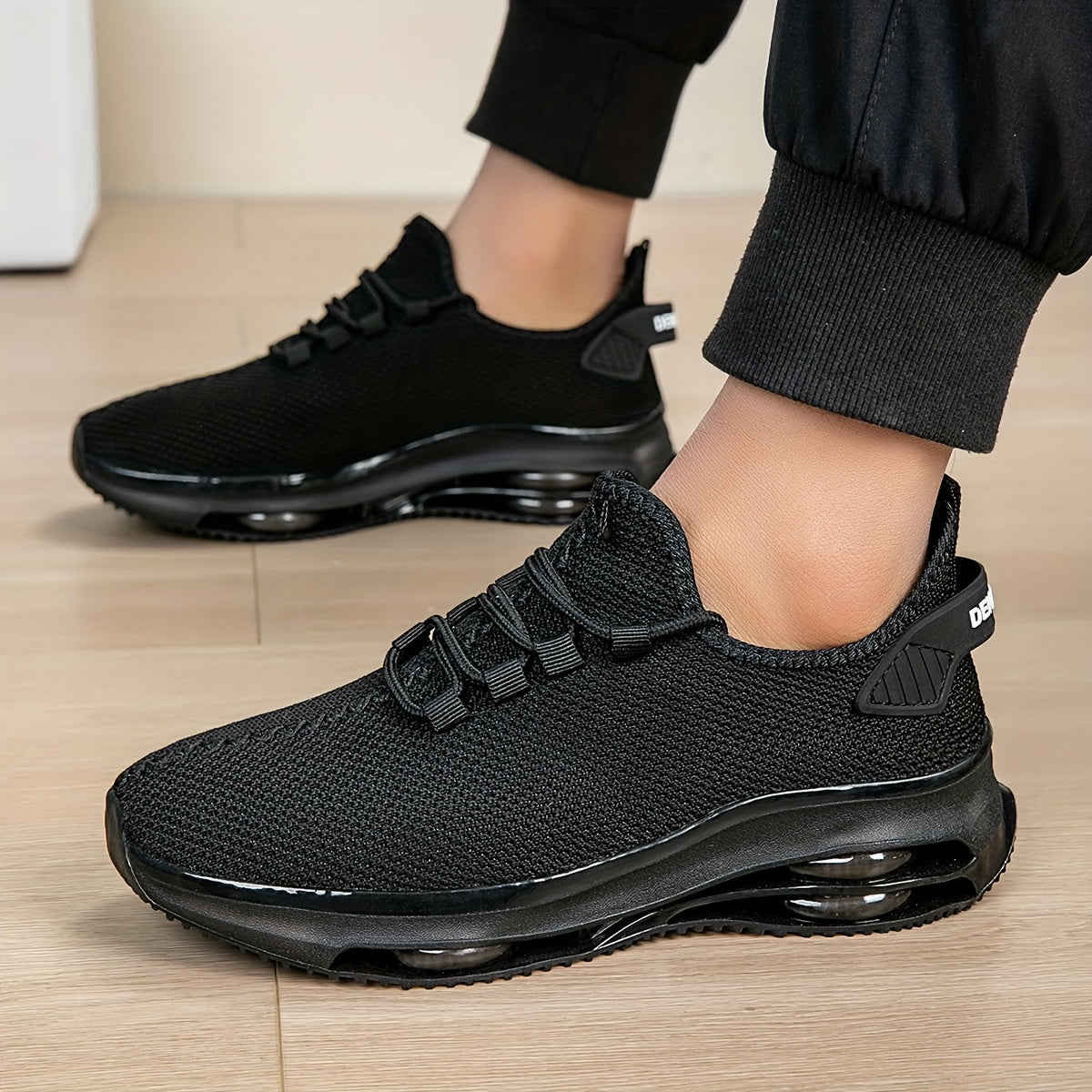 Nova Breeze Knit Sneakers - Unisex in black