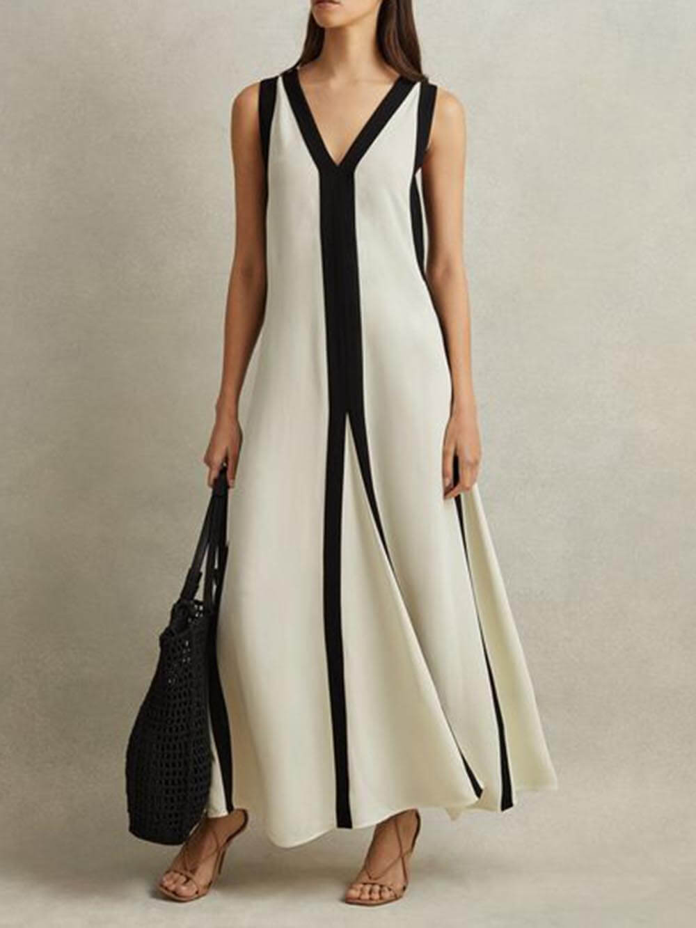 Colourblock Reversible A-Line Maxi Dress - Women's in beige