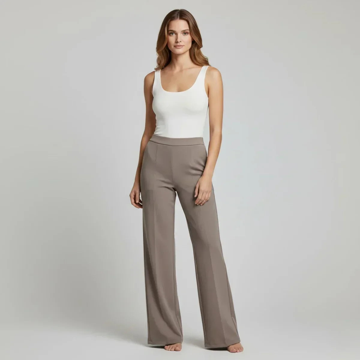 Vivienne Stretch Pants - Unisex in white