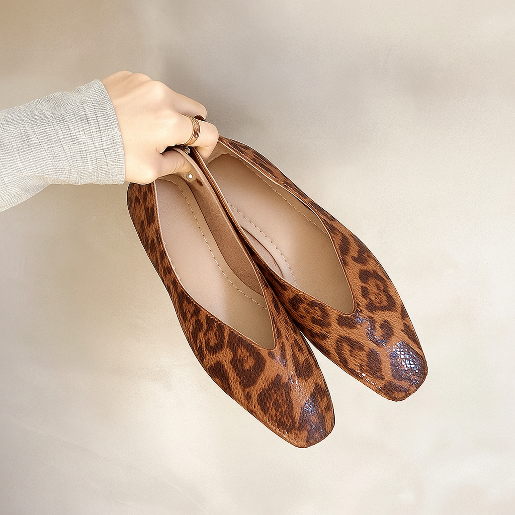 Kensington Leather Ballet Flats - Women's in dark brown