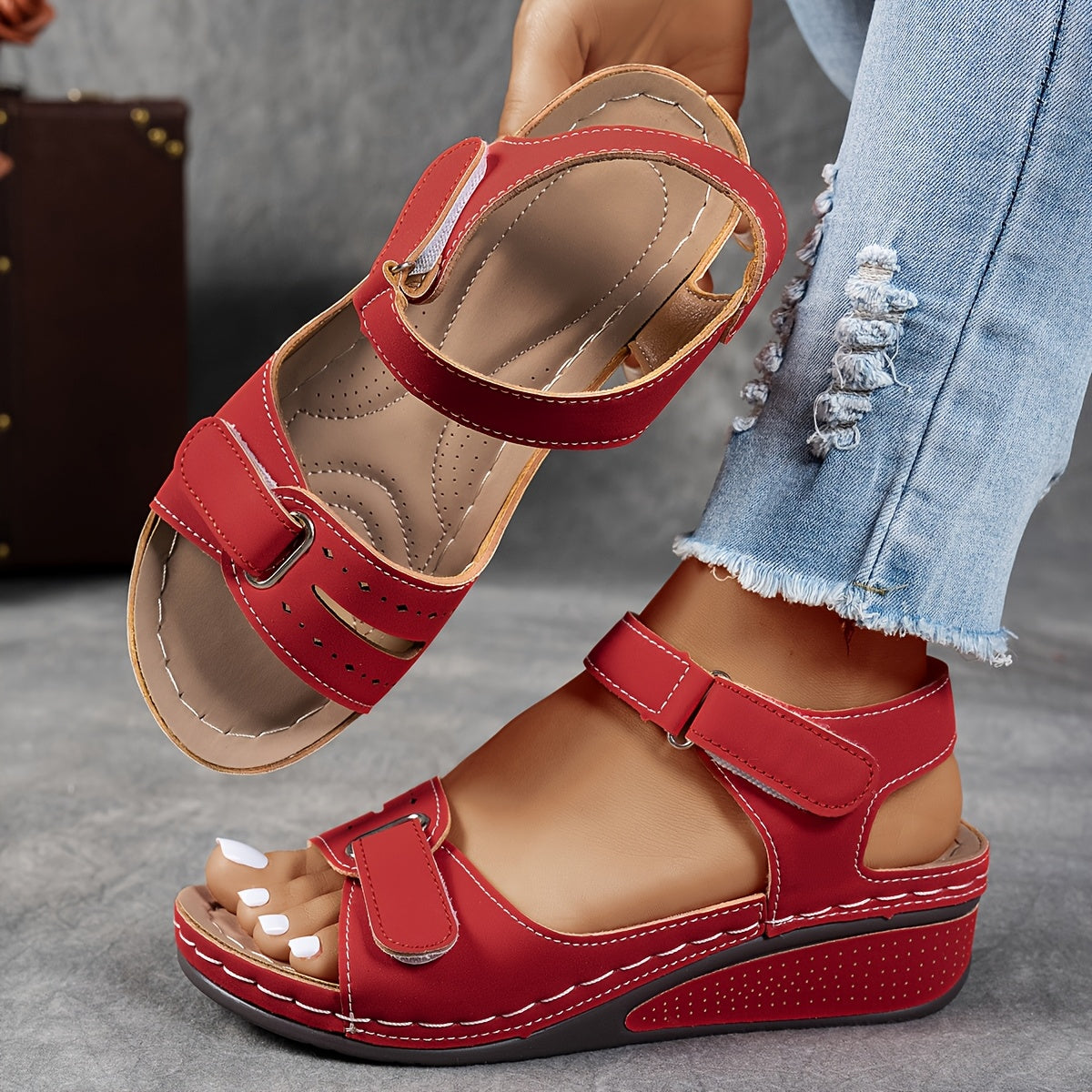 Sorella Support Sandals - Women's in red