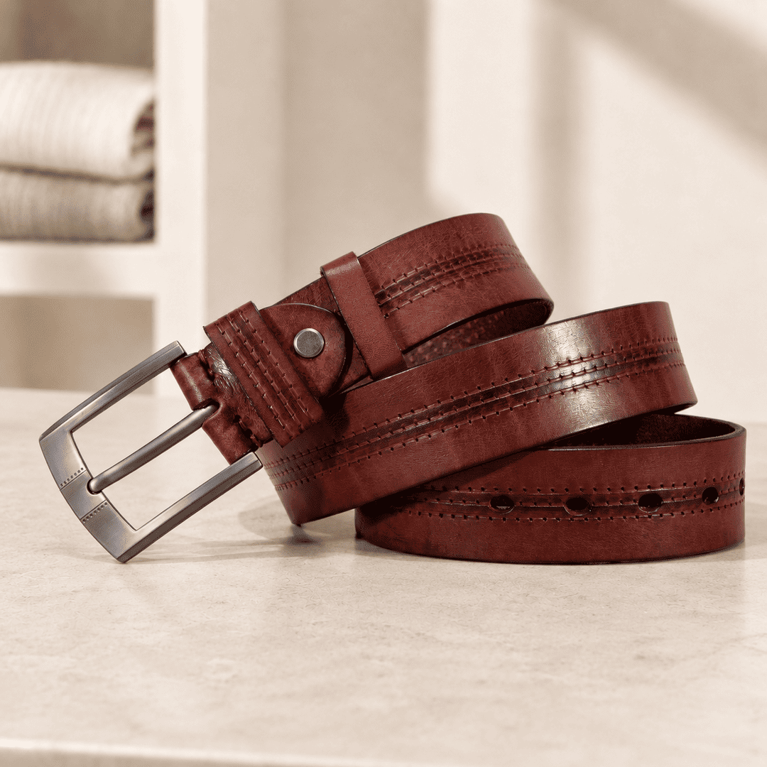 Rowan Full-Grain Leather Belt - Unisex in black