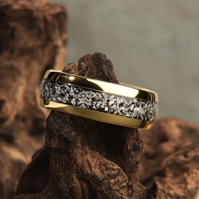 Hawthorne Monarch Ring - Unisex in black