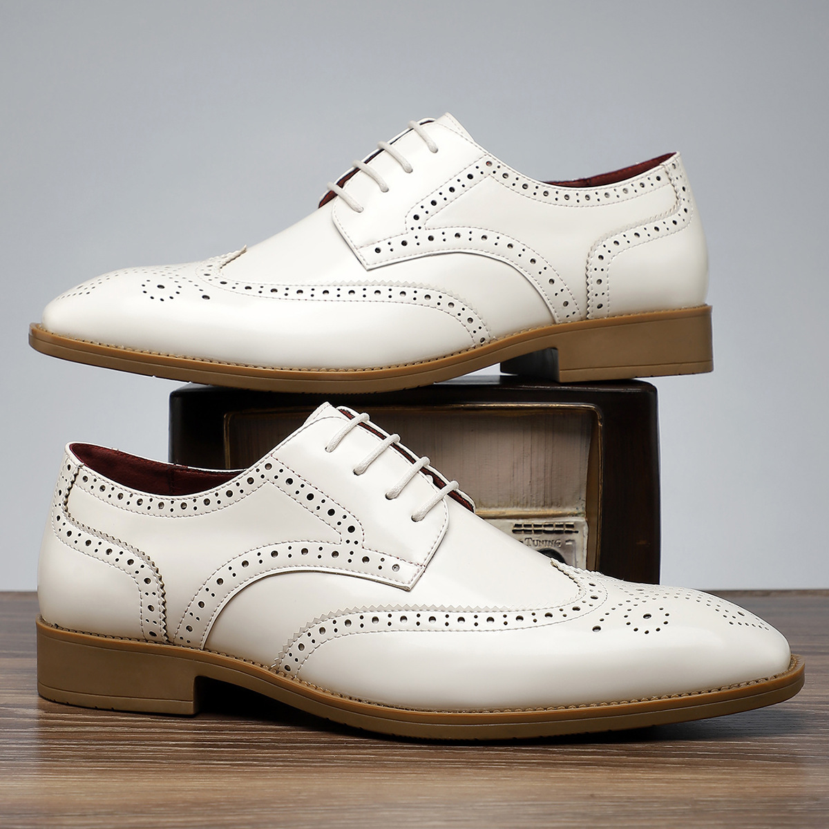 Stirling Leather Brogues - Men's