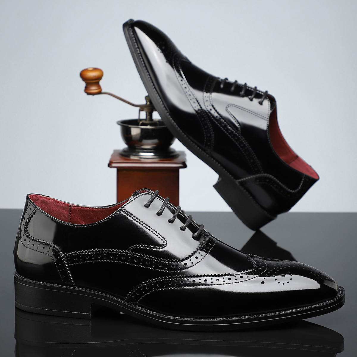 Stirling Leather Brogues - Men's in cognac midnight