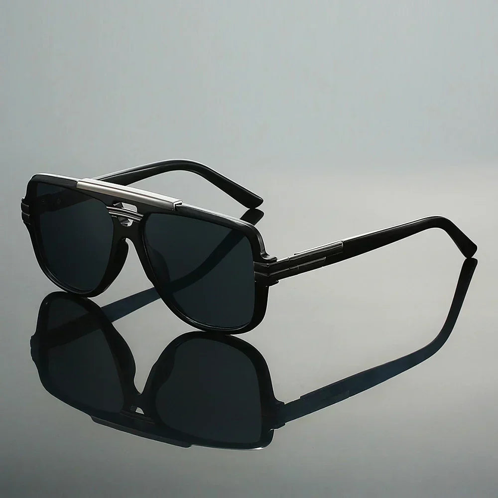 Nico Retro Sunglasses - Unisex in black