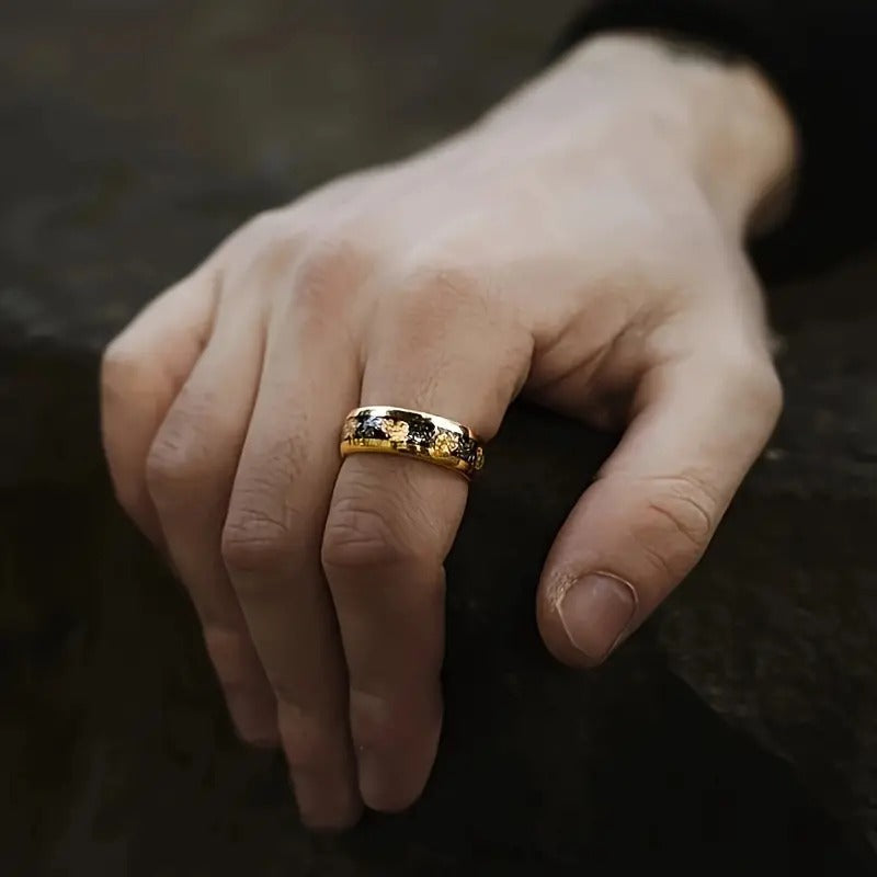 Hawthorne Monarch Ring - Unisex in amethyst