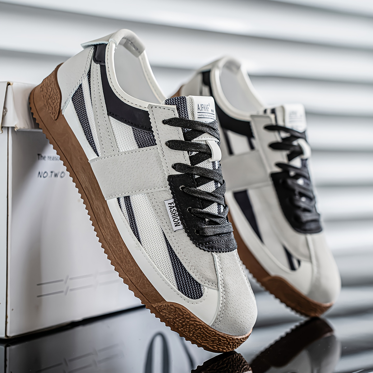 Dalston Retro Sneakers - Men's