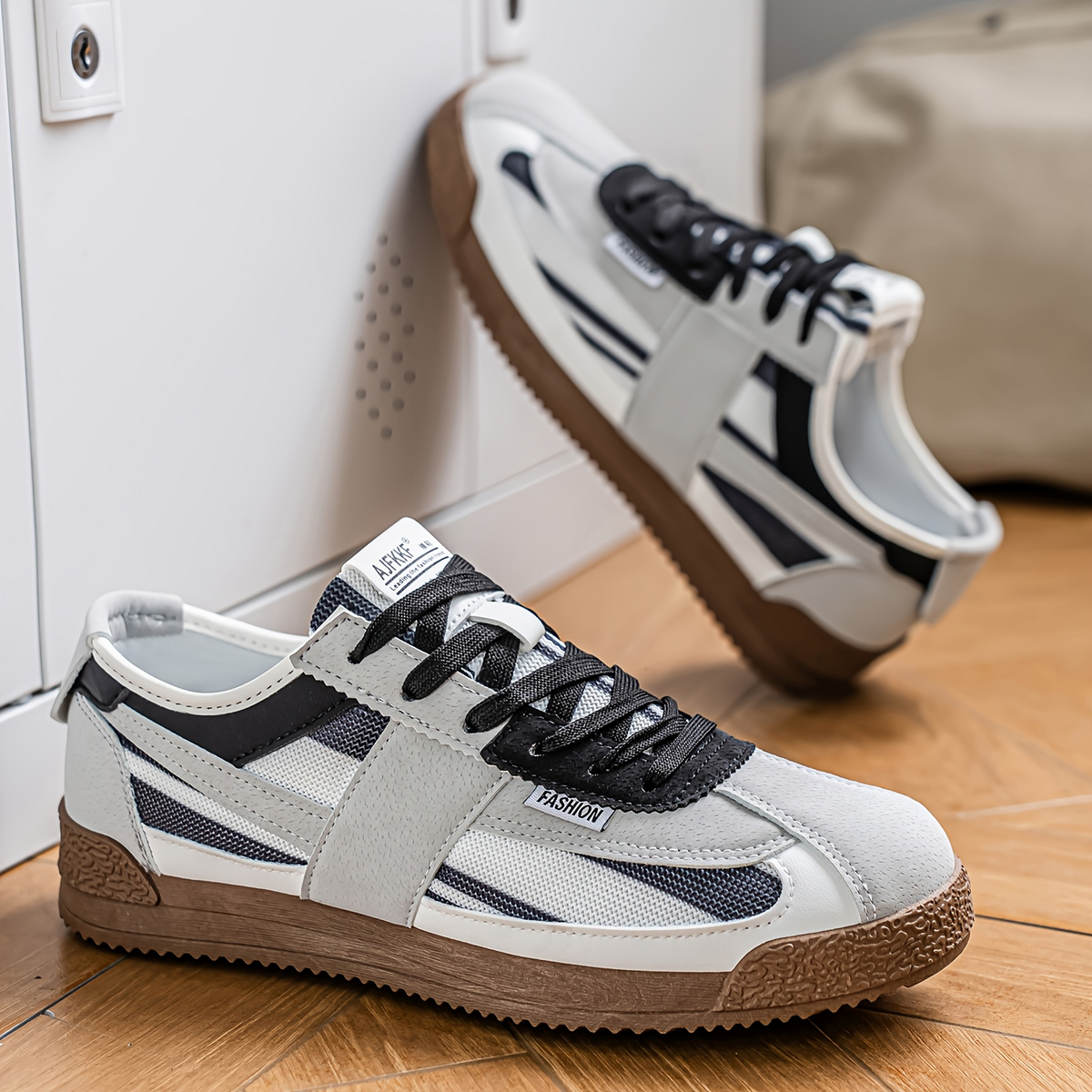 Dalston Retro Sneakers - Men's in green
