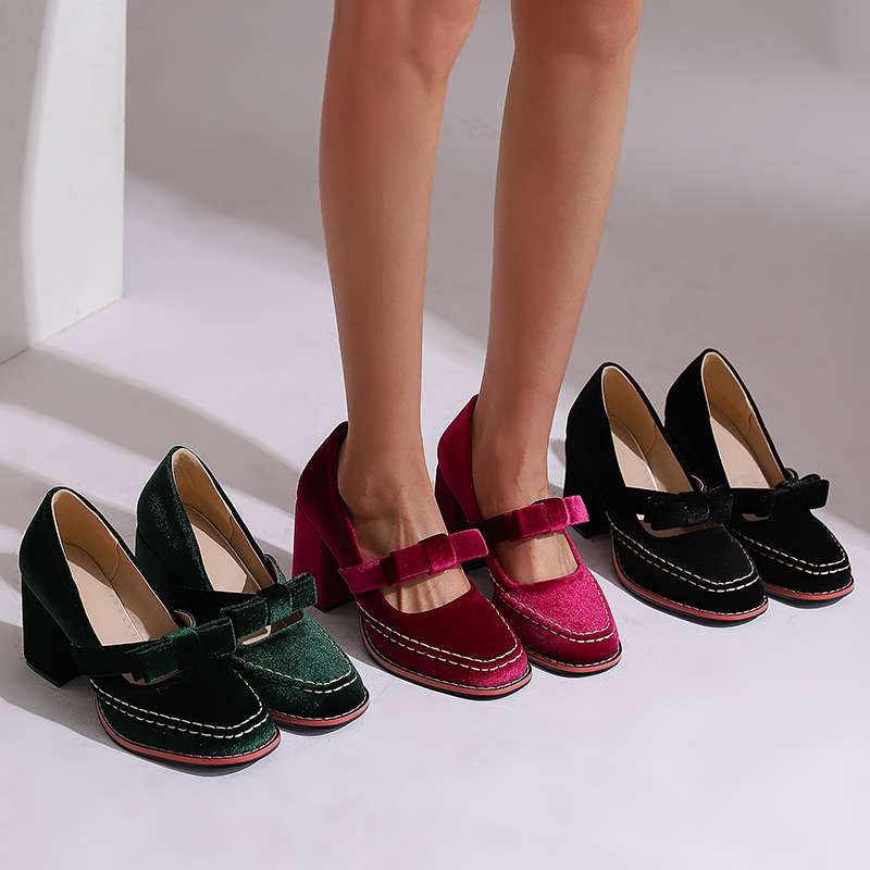 Marlowe Velvet Loafers - Women's in pink