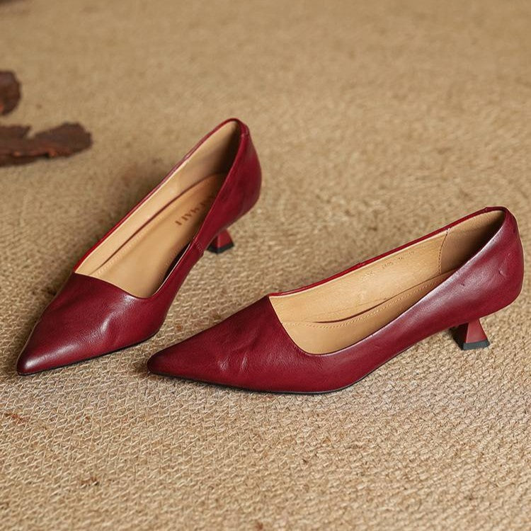 Noah Sculpted Leather Heels - Women's in camel