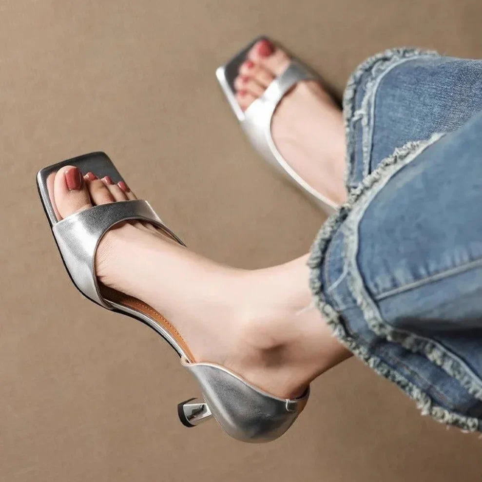 Cillian Leather Heels - Women's in red