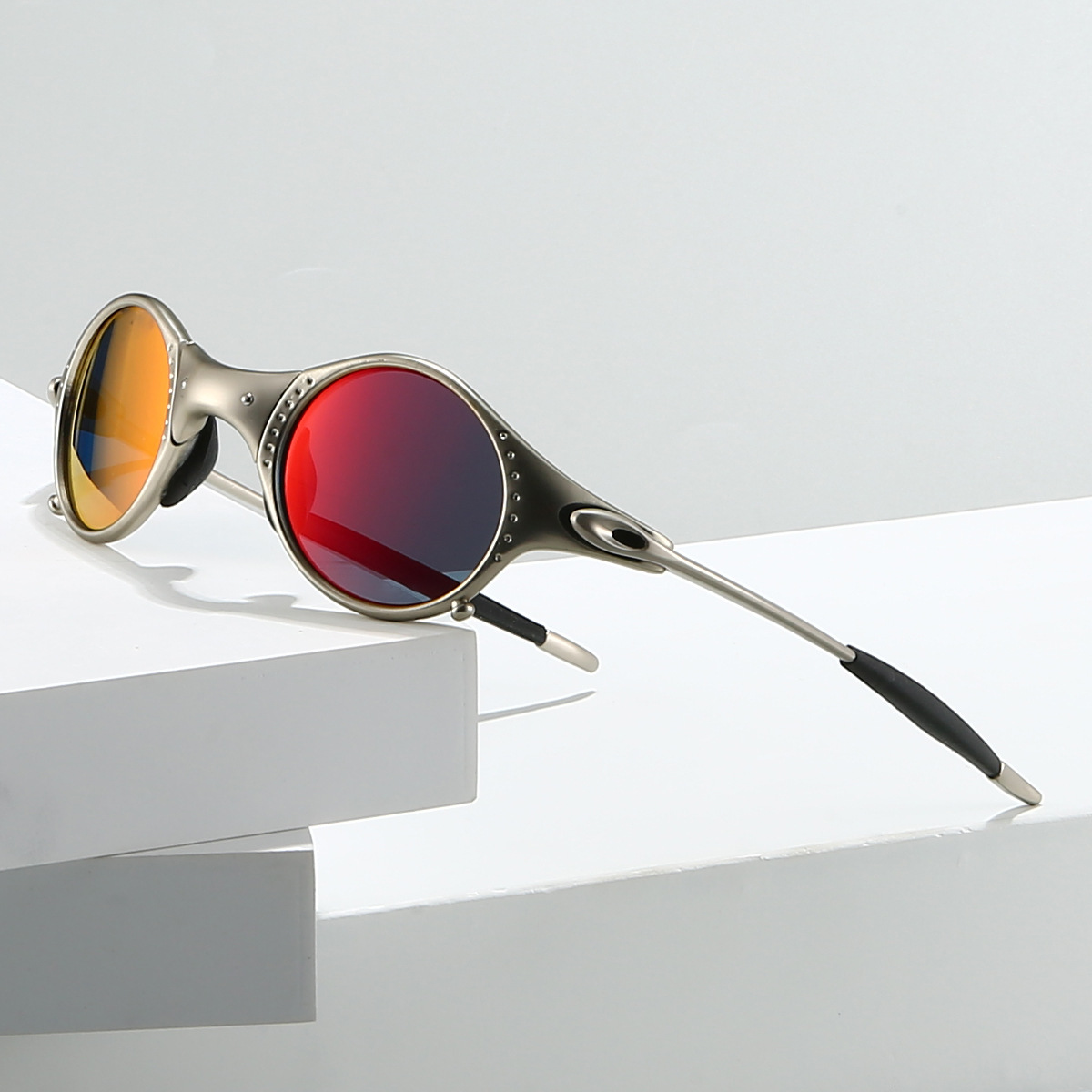 Ezra Polarised Sunglasses - Unisex in orange
