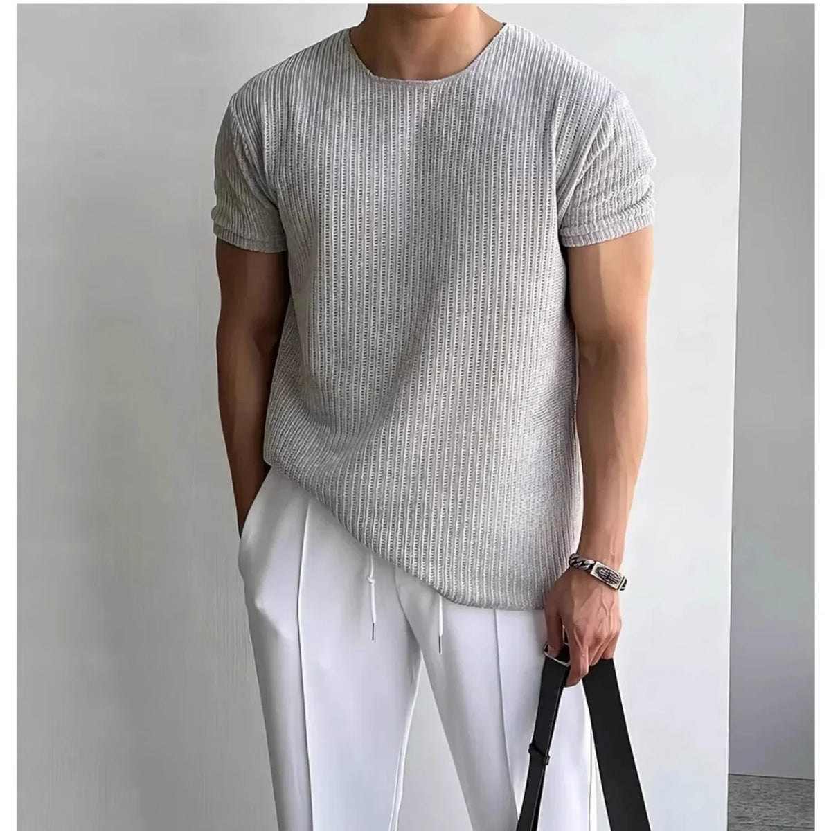 Calo Knit T-Shirt - Unisex in black