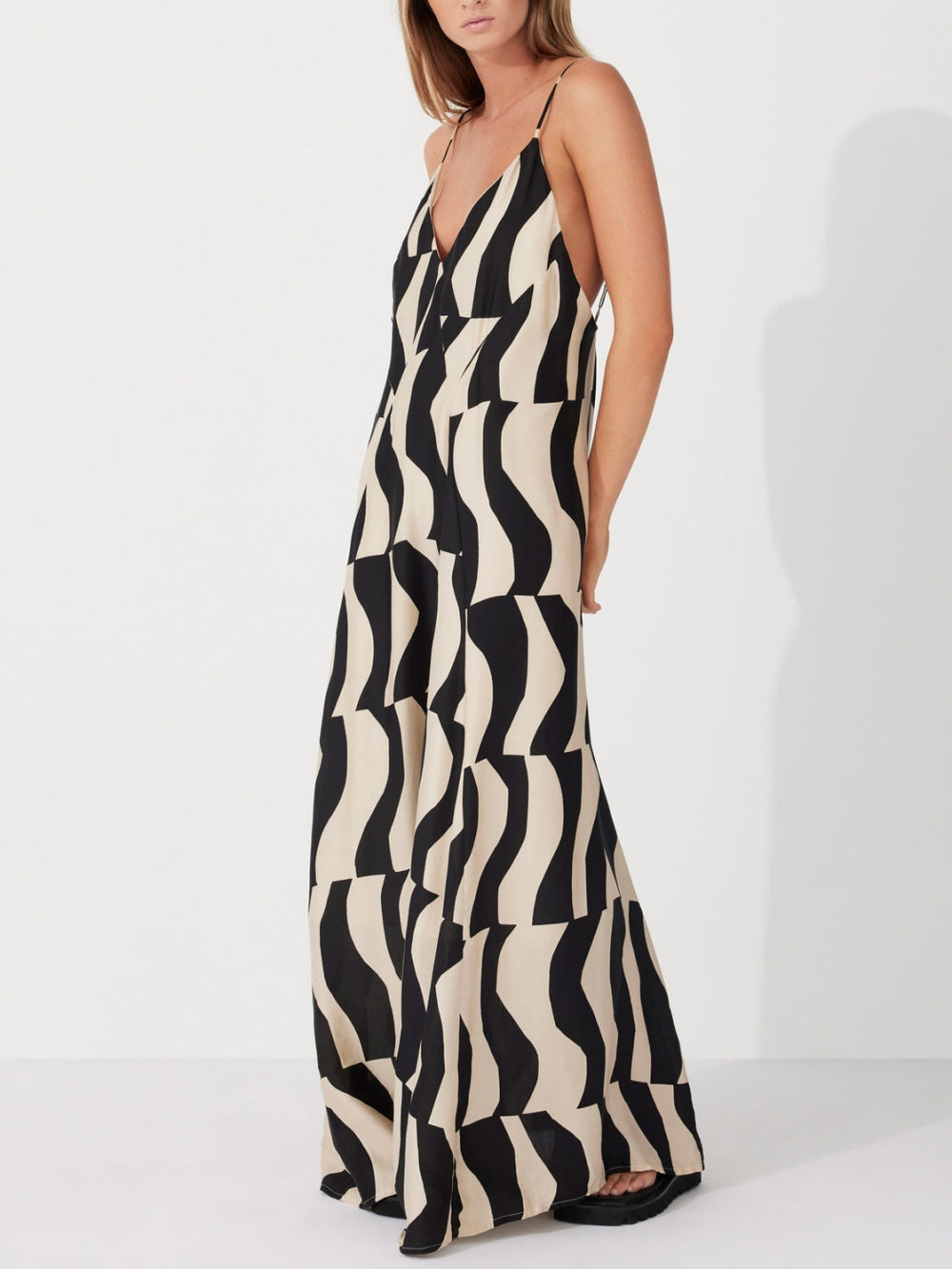 Relaxed Fit Maxi Dress - Women's in black
