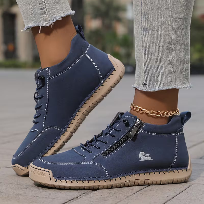 Isla Cushion Sneakers - Women's