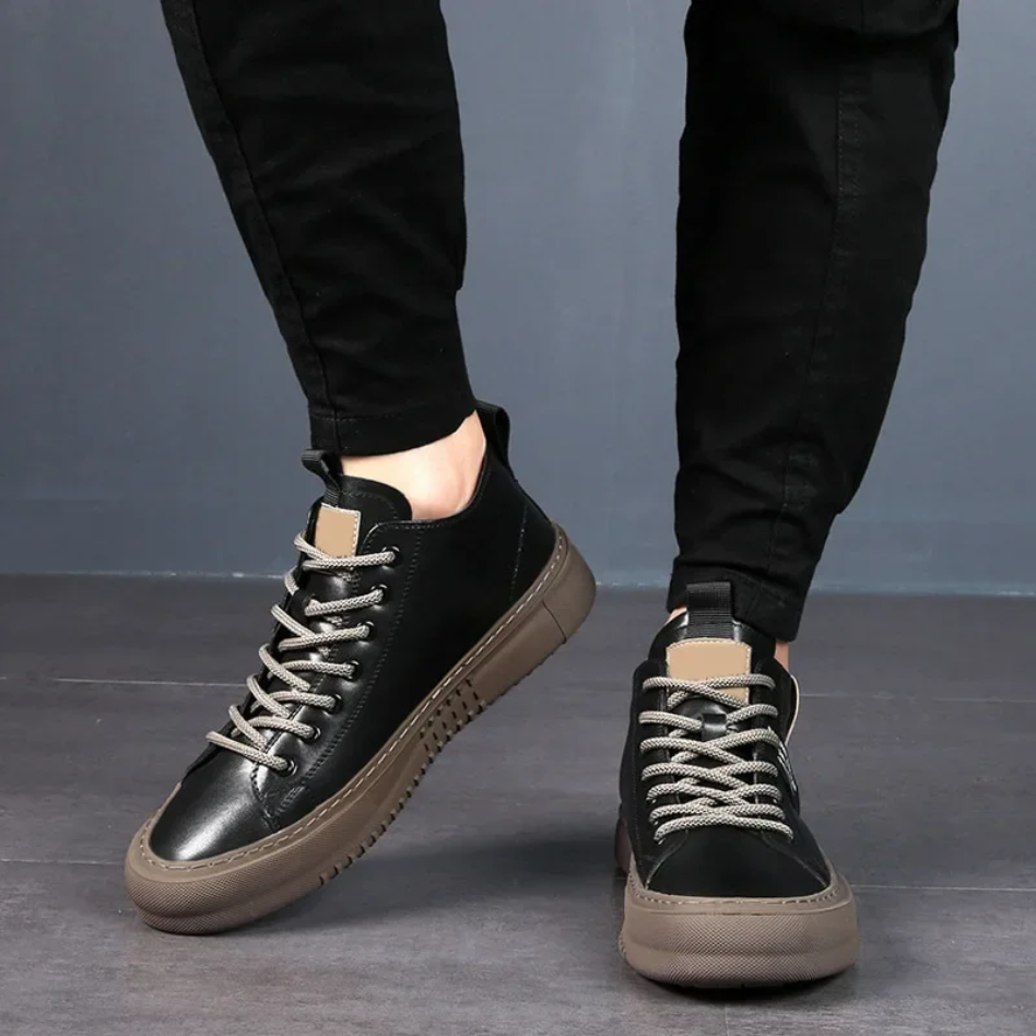 Sinclair Leather Sneakers - Unisex in white