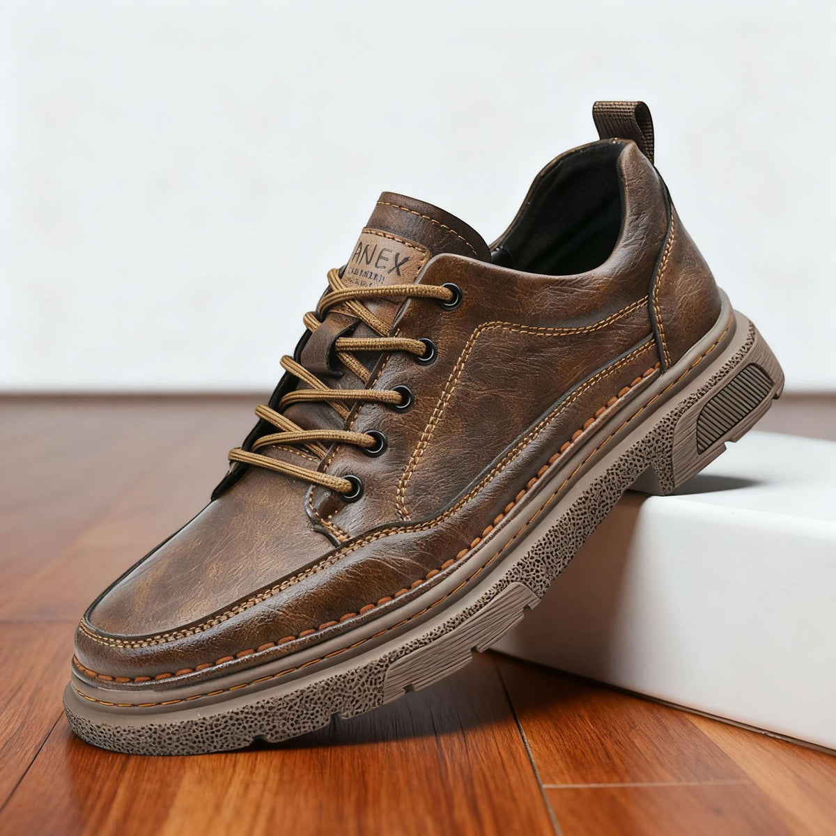 Brendan Leather Sneakers - Men's in black