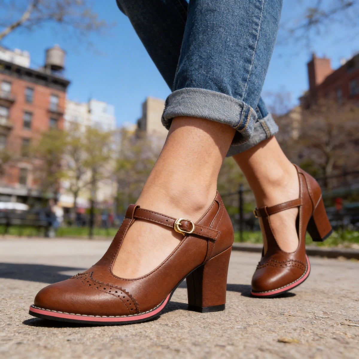 Sage Brogues - Men's