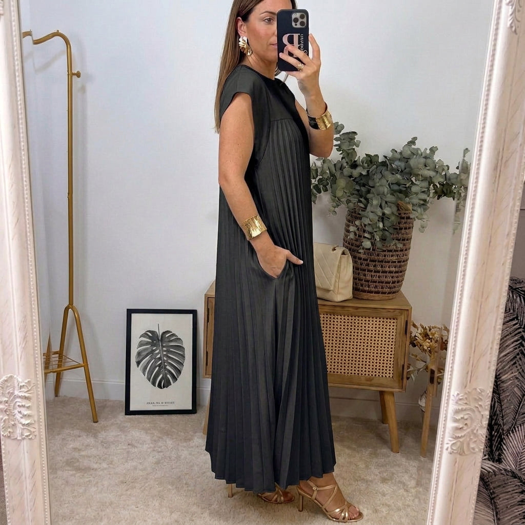 Elsie Everyday Midi Dress - Women's in black