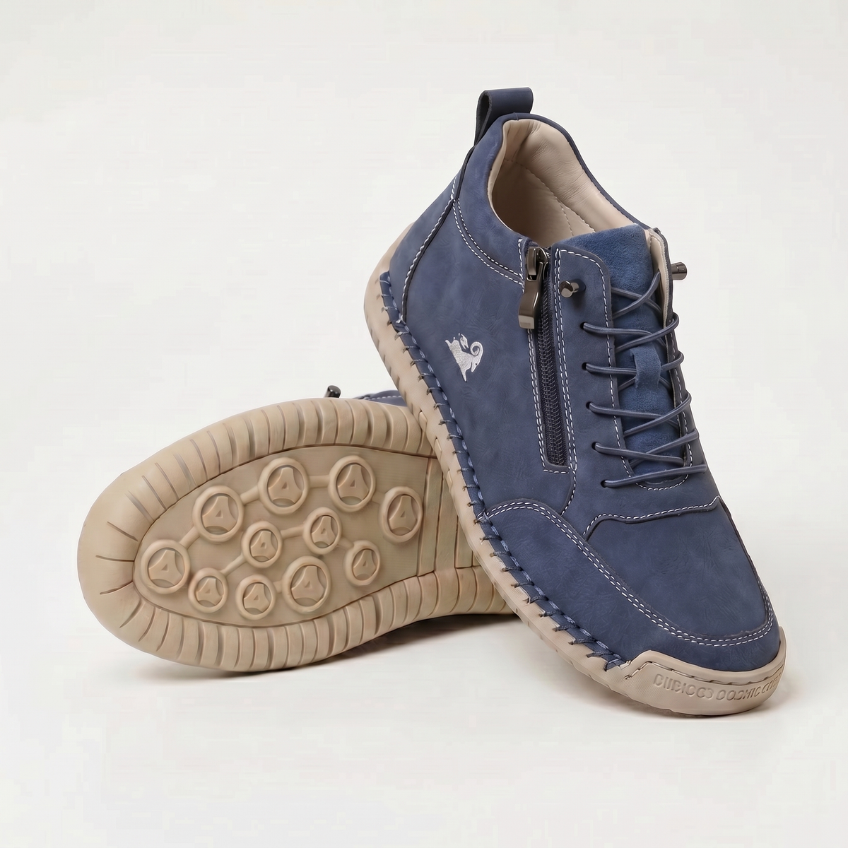 Isla Cushion Sneakers - Women's