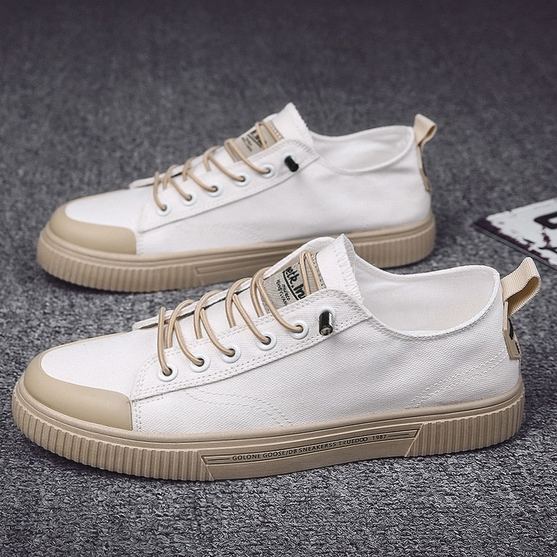 Belmont Sneakers - Men's in black/beige