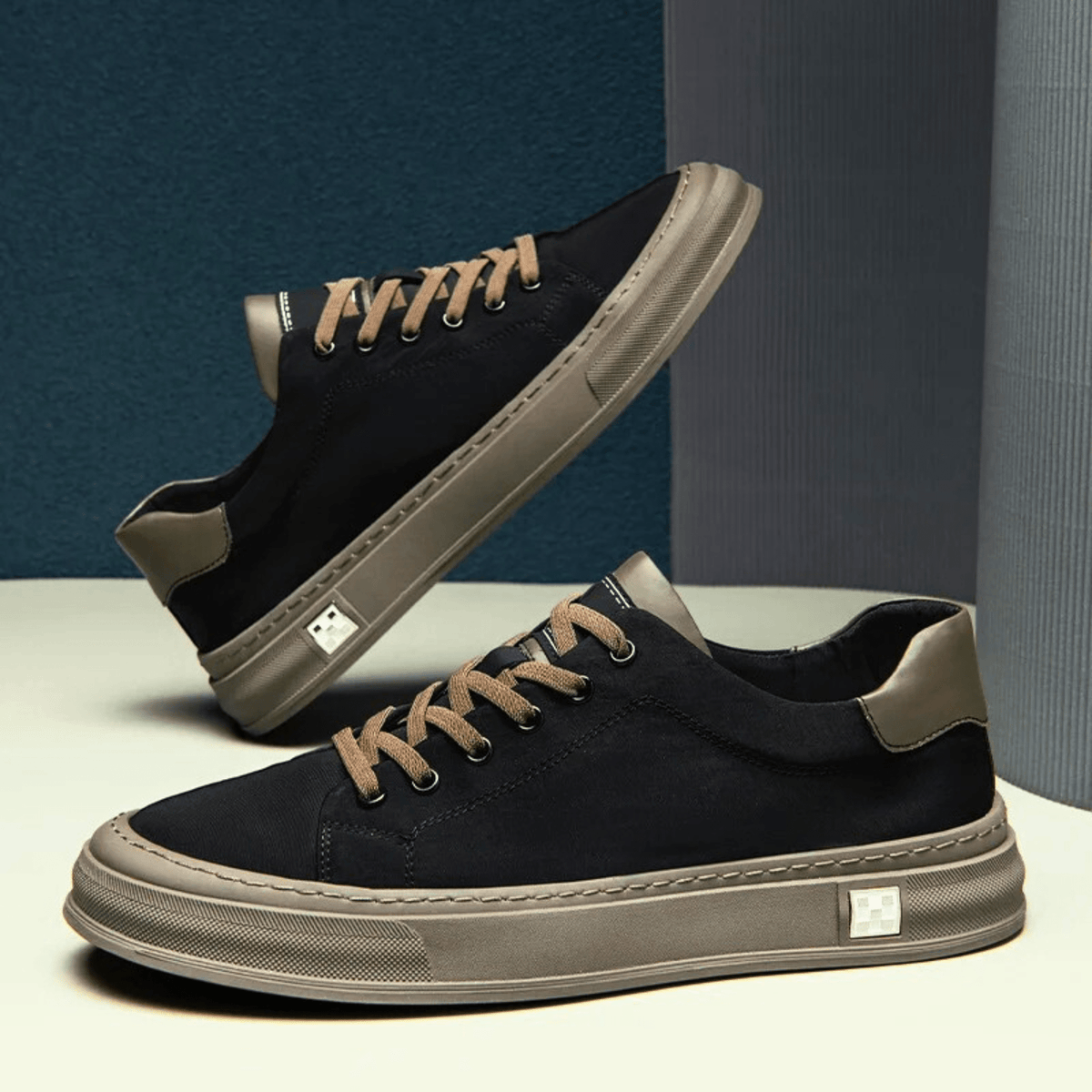 Canvas Emerson Sneakers - Men's in ocean mist