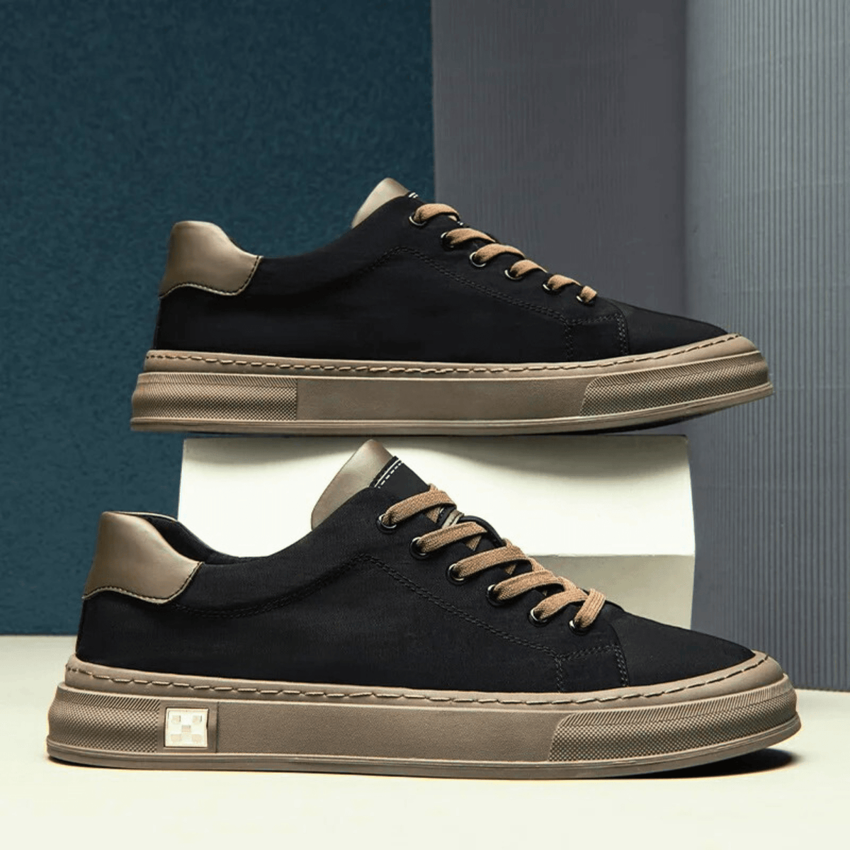 Canvas Emerson Sneakers - Men's in ocean mist