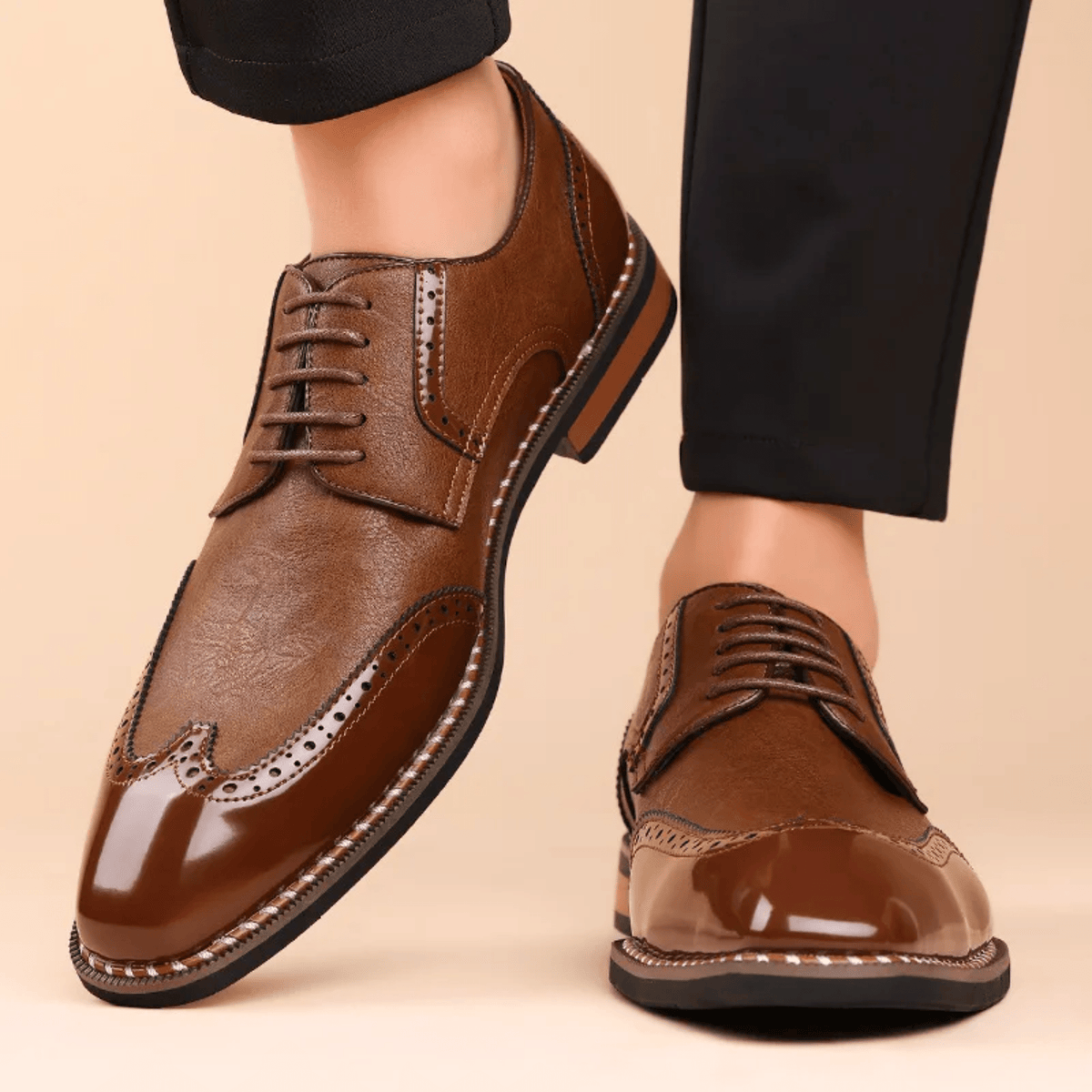 Leather Graham Brogues - Men's in ivory