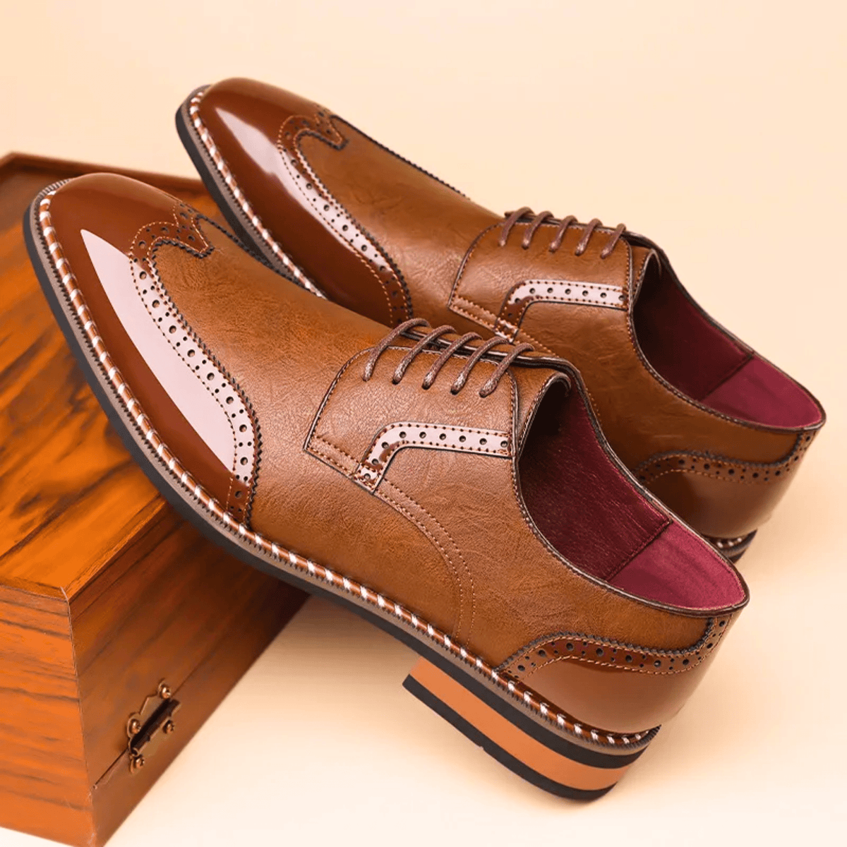 Leather Graham Brogues - Men's in ivory