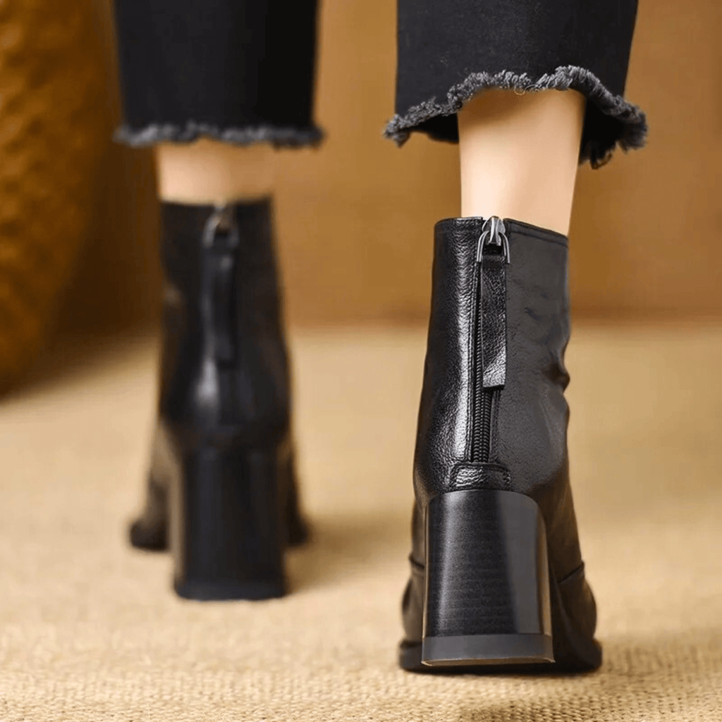 Leather Ovelle Boots - Unisex in brown